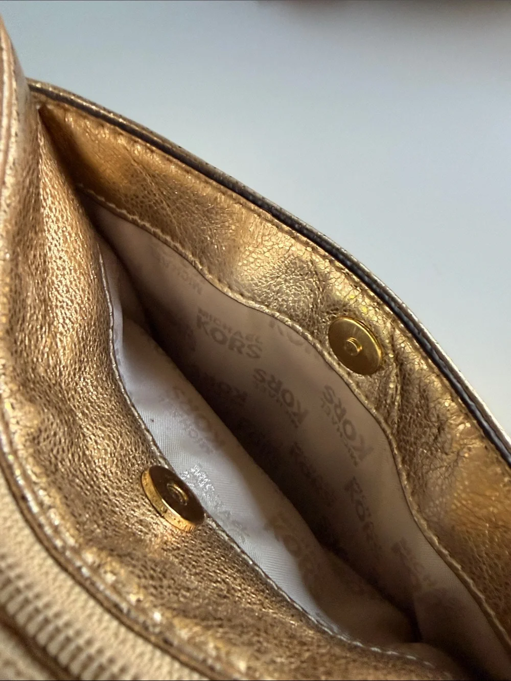 Michael Kors compact michael